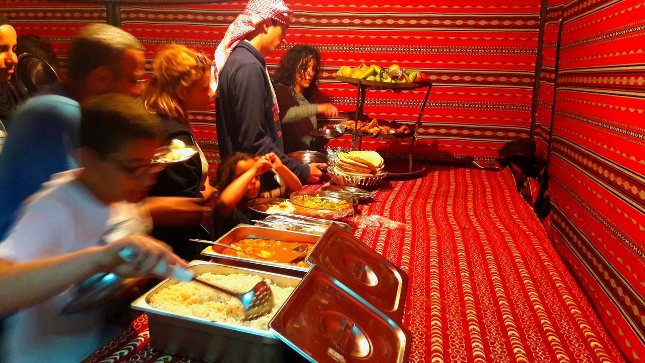 7 Pillars Camp & Jeep Tour In Wadi Rum Desert Екстериор снимка